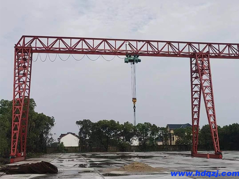 防傾覆系統(tǒng)對龍門吊的結(jié)構(gòu)和電氣系統(tǒng)有哪些要求？