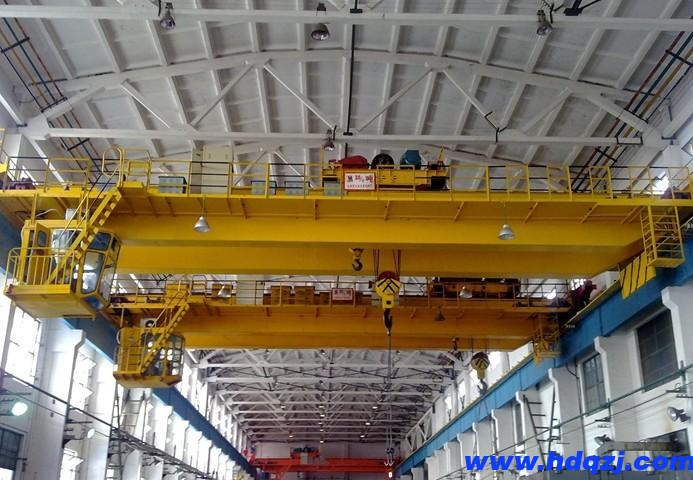 電動單梁起重機小車供電采用滑軌式好嗎？
